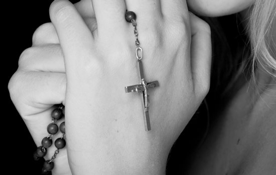 female-prayer