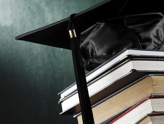 graduation_cap_books