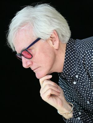 Sitcom writer Tom Leopold is pictured in a 2009 photo. Leopold, who says a family crisis set him on path to become a Catholic last year, has spent the better part of his adult life writing sitcoms, including episodes of "Cheers," "Seinfeld" and "Will and Grace." CNS photo/Arne Svenson, courtesy Tom Leopold