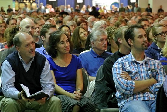 A sell-out crowd of 5,000 Catholics attended the 2013 Rediscover: Catholic Celebration, which included internationally recognized speakers, Mass and other prayer opportunities, music and more than 80 vendors. (Dianne Towalski/The Catholic Spirit)