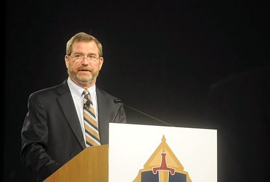 Jeff Cavins served as the emcee of the 2013 Rediscover: Catholic Celebration Oct. 12 at the RiverCentre in St. Paul. Dianne Towalski / The Catholic Spirit