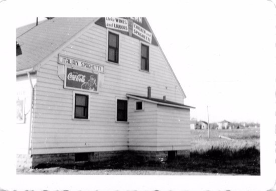 Sloppy Joes Tavern