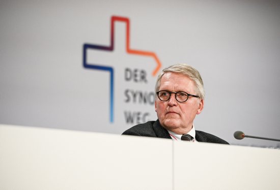 Thomas Sternberg, then-president of the Central Committee of German Catholics and co-president of the Synodal Path, attends the final news conference for the second Synodal Assembly in Frankfurt, Germany, Oct. 2, 2021. At Pope Francis' general audience Jan. 5, 2022, a group of pilgrims presented the pope with a "reform manifesto" critical of the Synodal Path.