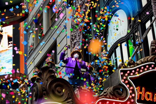 People in New York City watch "flight-tested" New Year's Eve confetti Dec. 29, 2021, ahead of celebrations. 
