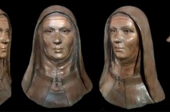 Recreations of St. Teresa of Ávila's face by Australian professor Jennifer Mann, an expert in forensic medicine, are seen in a March 28, 2025, screenshot. They were made using advanced techniques and the description given on the writings of Mother Maria of St. Joseph, a contemporary of the saint.
