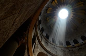 Light into a cathedral